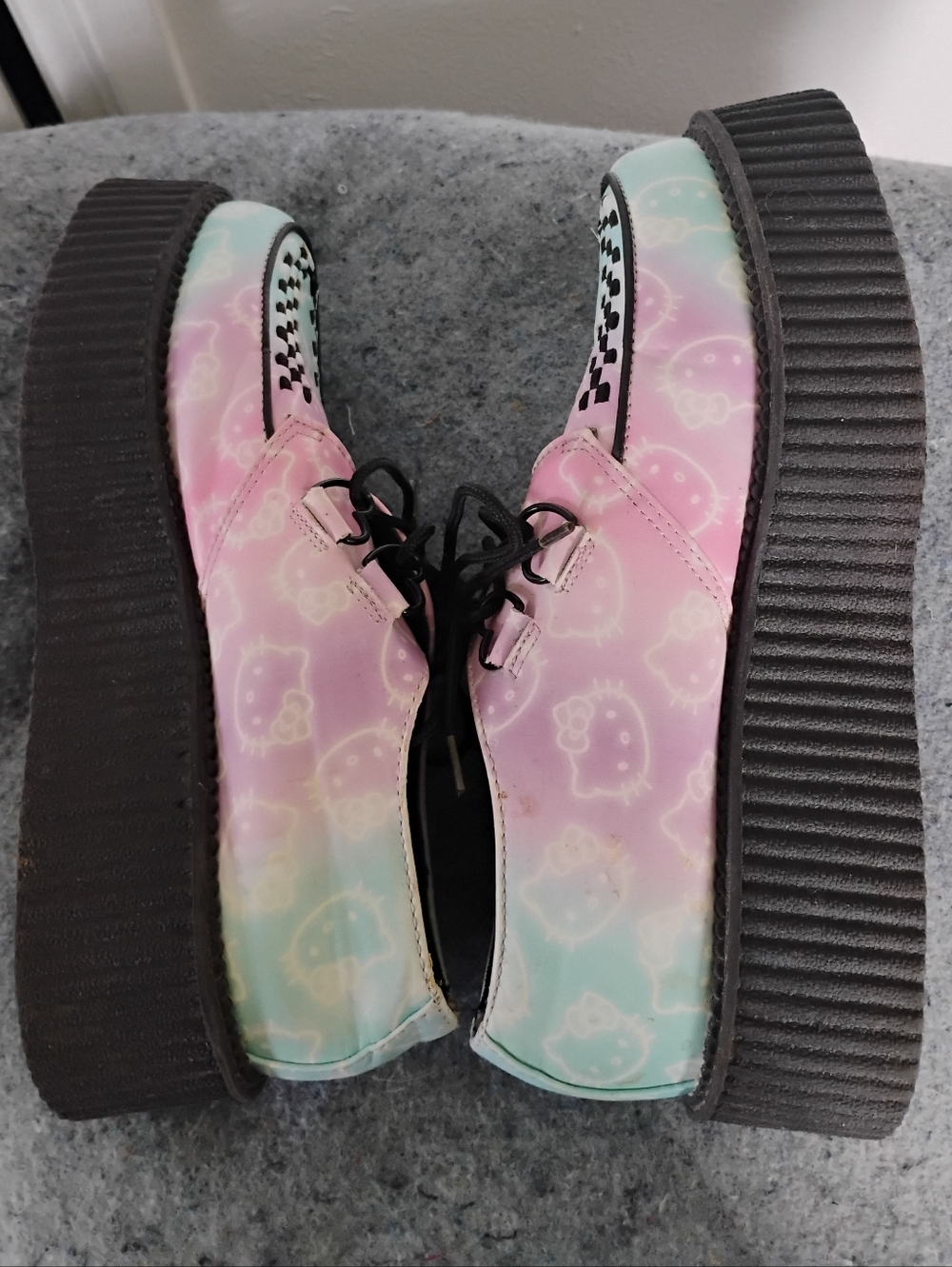 T.U.K. Hello Kitty Platform Creepers - Picture 3 of 7